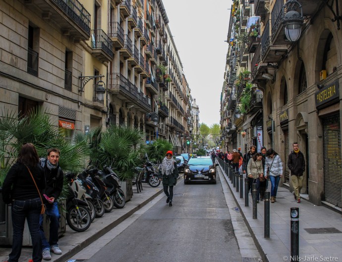En typisk gate i Barcelona.
